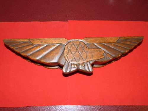 WW2 RAF/SAAF Wooden Eagle Trench Art Jewellry Box
