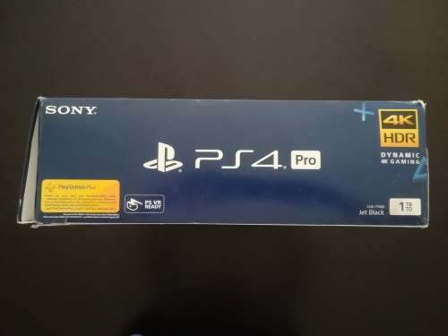 Playstation PS4 Pro 1TB Console