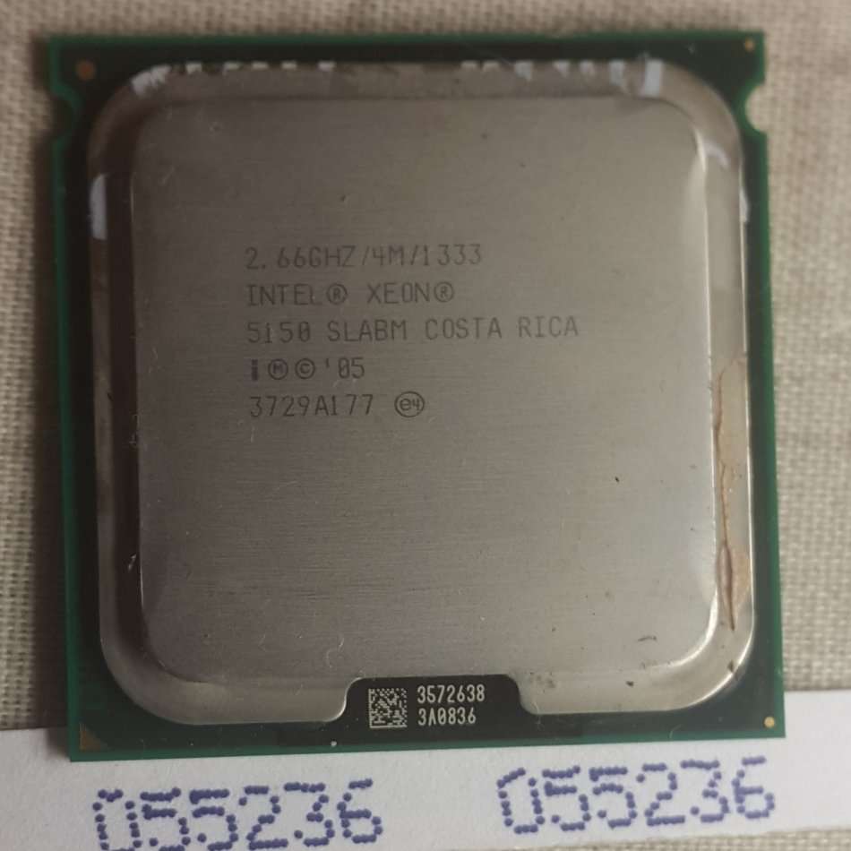 Intel Xeon 5150 2.66GHz - LGA771 - 64 Bit - 4M (x6)