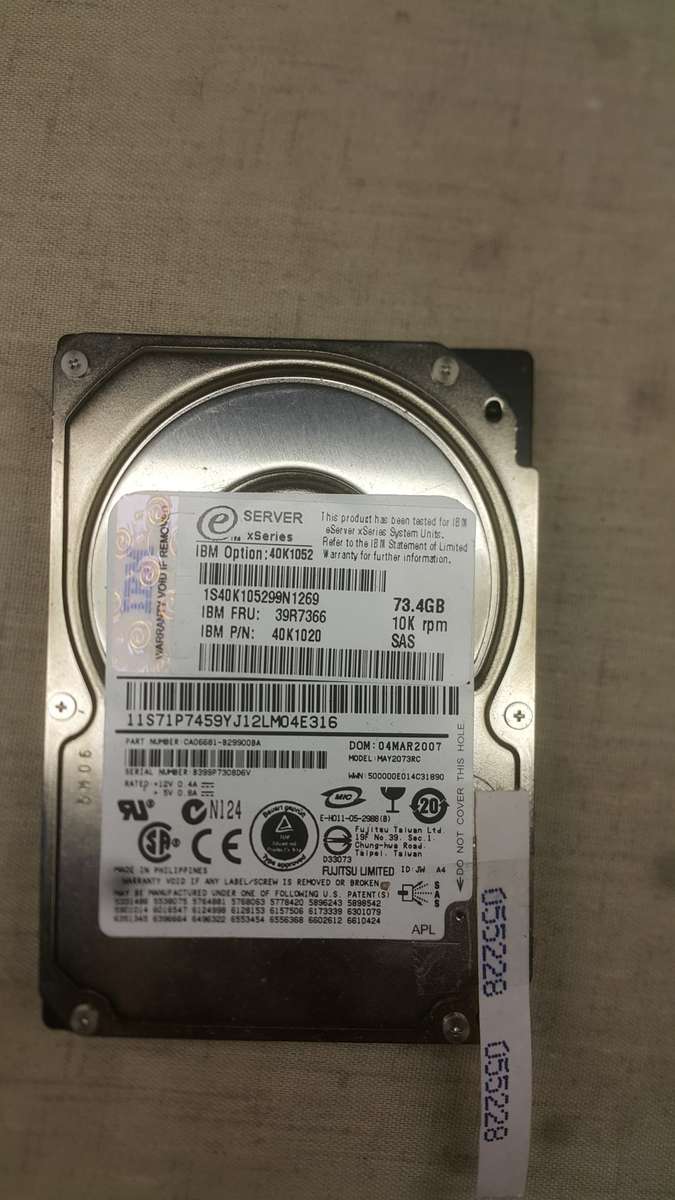 IBM SAS HDD - 73.4 GB - Server xSeries - 10k rpm (pn: 26K526)