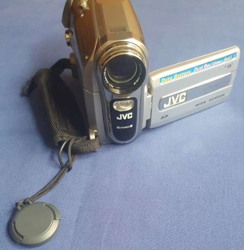 JVC video camera GR-D770AG