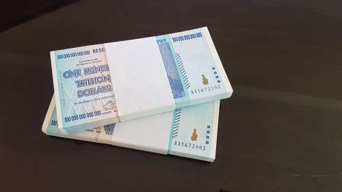 Zimbabwe 100 Trillion Dollar Banknotes.
