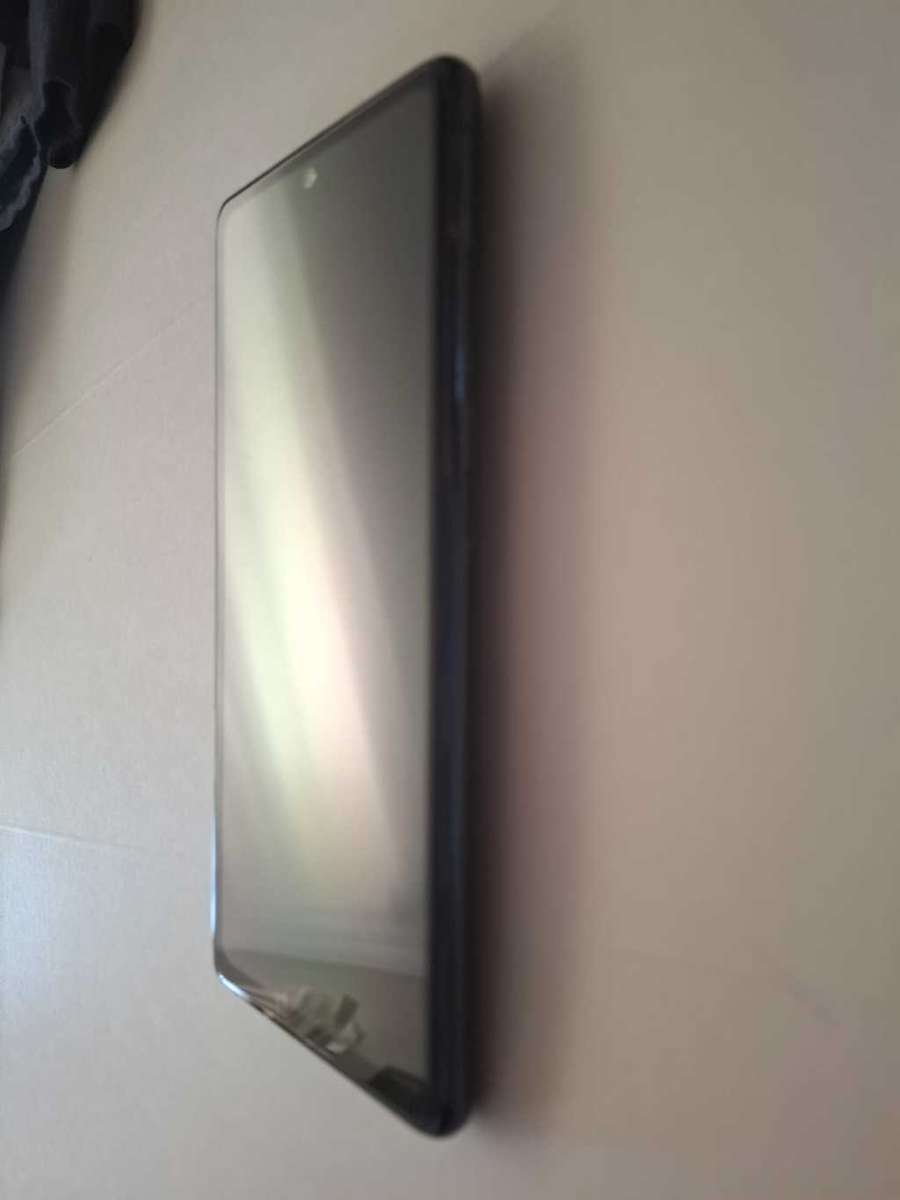 Samsung S20 FE 128GB 6GB RAM - EXCELLENT CONDITION