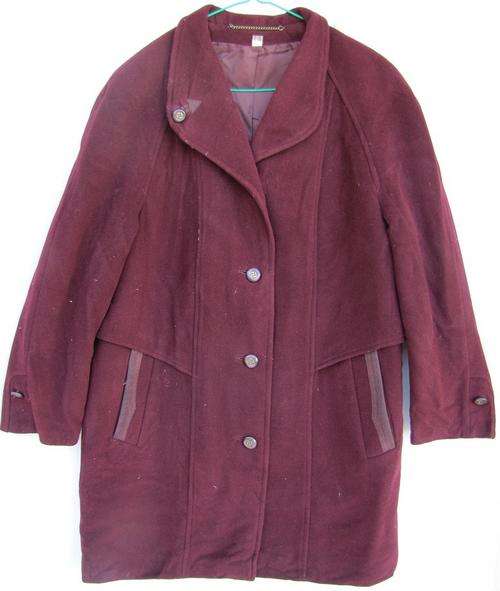 Ladies Stylish Cashmere and Virgin Wool Winter Jacket, Lined, Very Warm and Comfortable, Size 38/40