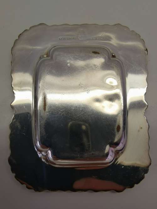 A FINE PAIR OF SILVERPLATE BON BON DISHES