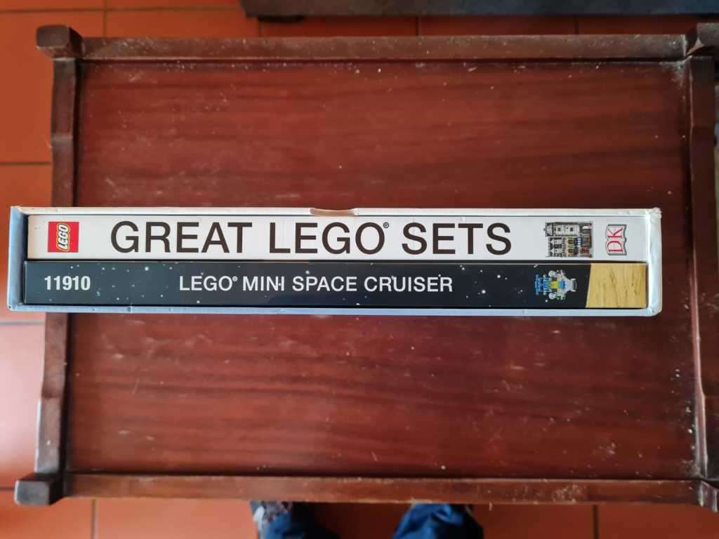 Great LEGO® Sets A Visual History with Exclusive Micro-Scale Space Cruiser (RARE)