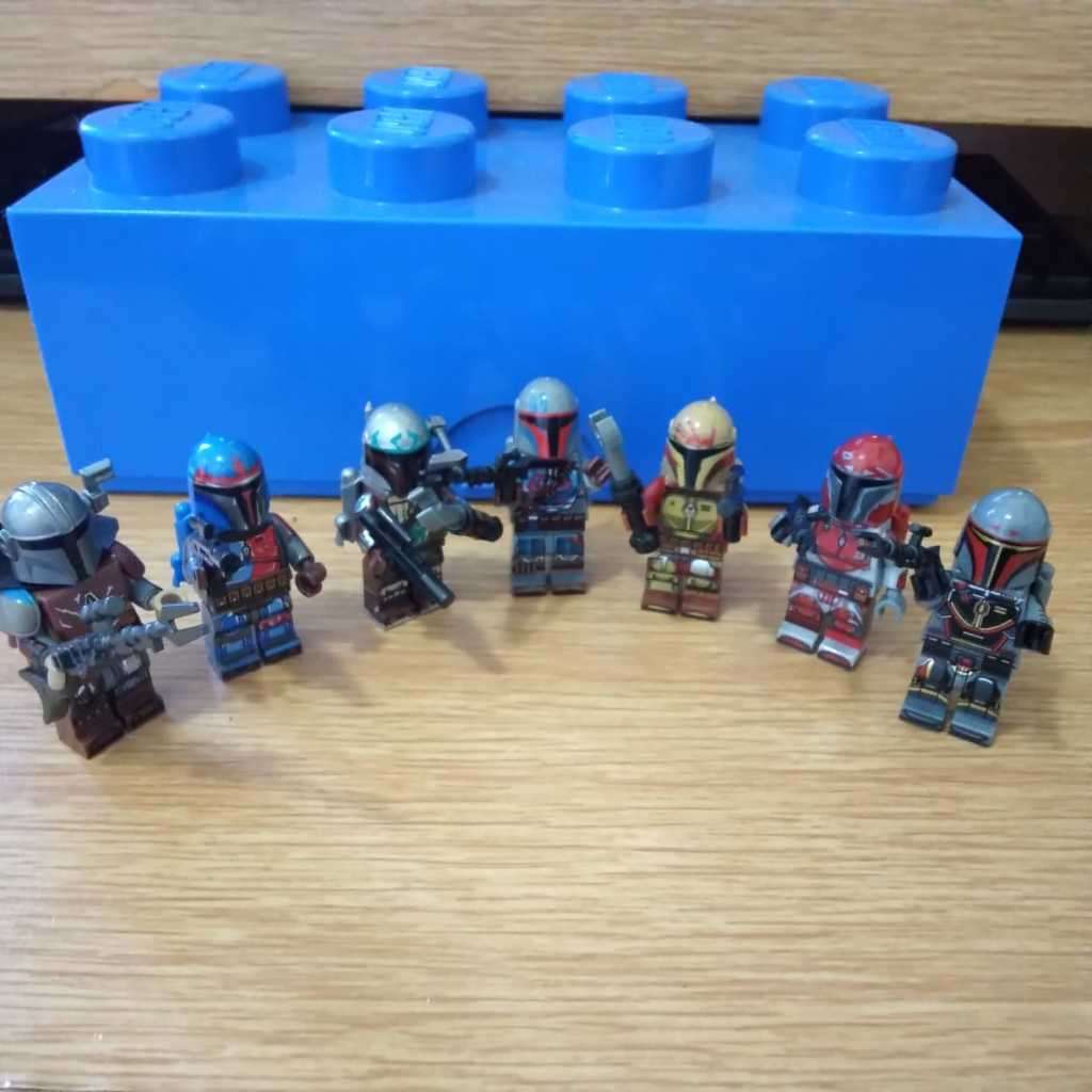 Lego-Compatible Minifigs Set: Mandalorian Characters (7 pieces)