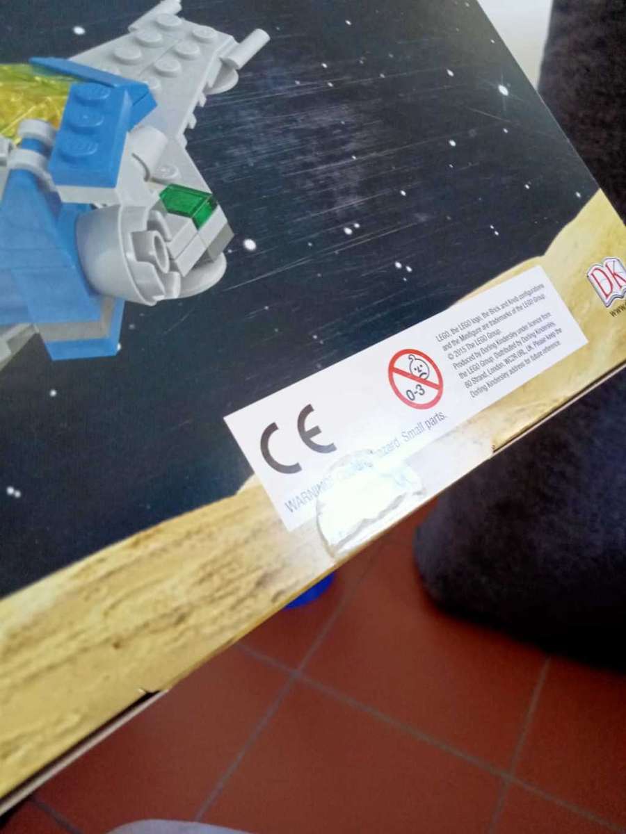 Great LEGO® Sets A Visual History with Exclusive Micro-Scale Space Cruiser (RARE)