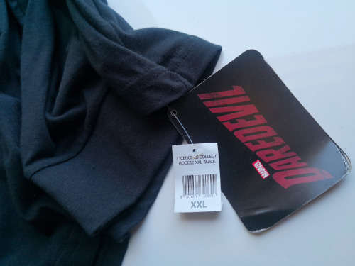 NEW Marvel`s `The Punisher` Hooded Sweater - Men`s XXL