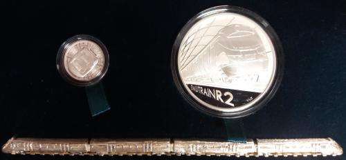 2012 GAUTRAIN SET IN WOODEN BOX!!!