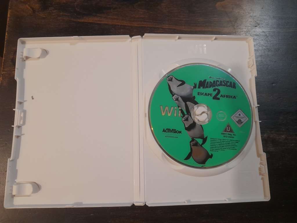 Madagascar Escape to Africa 2 WII NINTENDO GAME