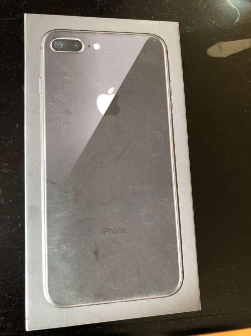 iPhone 8 Plus 64GB