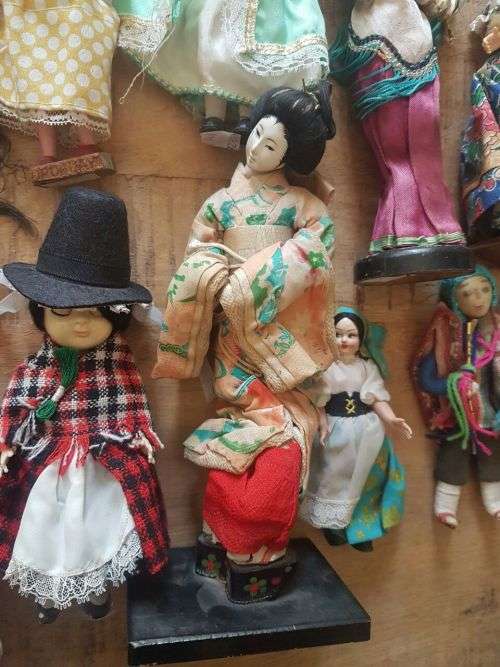 Old Costume Dolls