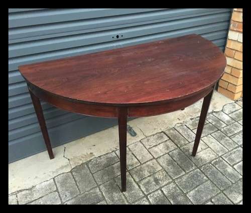 Very Big Halfmoon Table