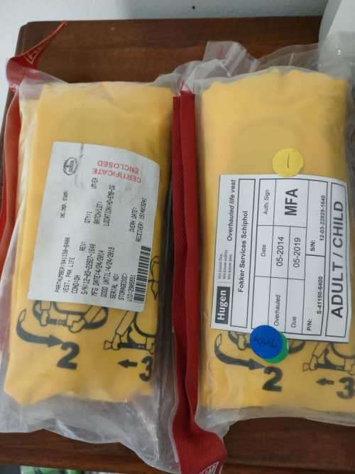 2 X NEW AIRLINE LIFE JACKETS SELF INFLATABLE