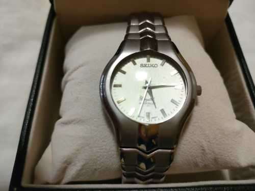 Seiko Ladies Watch - Perfect Working Condition