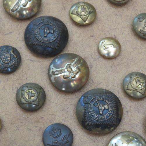 Collection of 165 South African Military Uniform Buttons (Some are extremly RARE)
