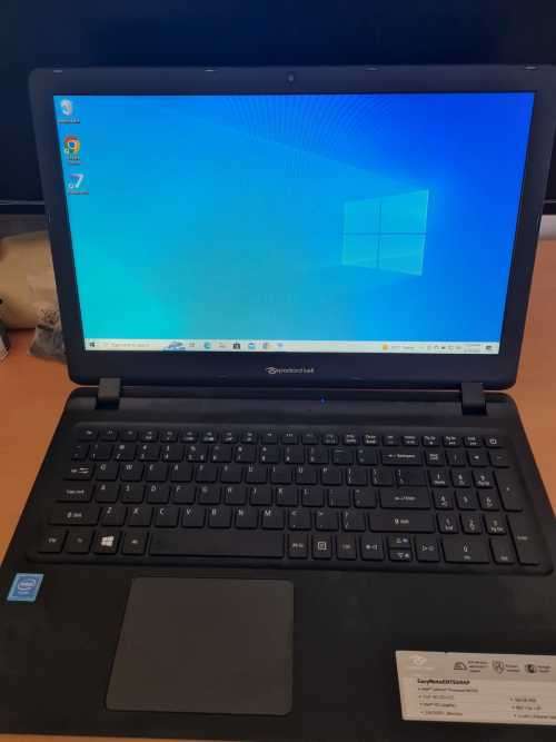 *** AMAZING AS NEW *** Packard Bell