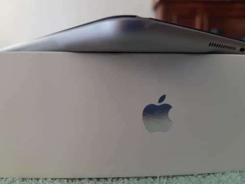 iPad 5th Gen (2017) 128GB