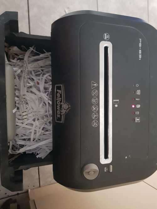Paper Shredders - Fellowes®