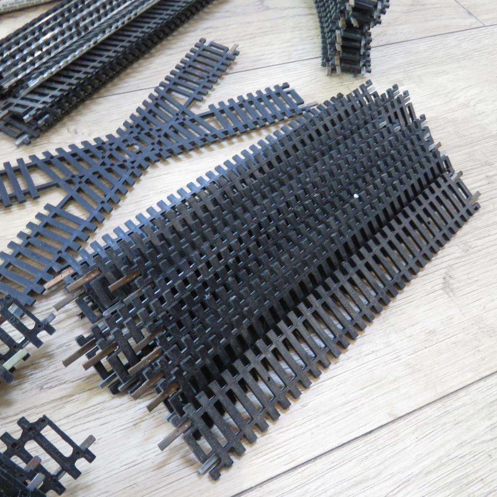 *** Large Lot of Electric Trains | Tracks | Transformers - Lots Of Accessories ***