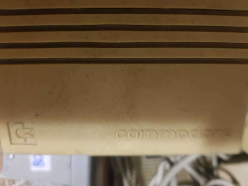 Lot Electronics | Commodore PSU`s | PSU`s | Nav Aid | Vintage Keyboard | Others