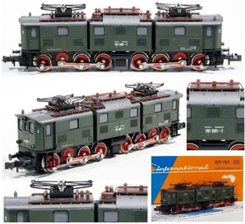 BR191 Electric Locomotive, dbl articulated, 6 axles, analogue, mint, boxed N2155 Roco
