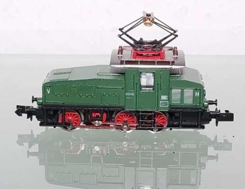 E63 Electric Shunter, 3 axles, analogue, near mint, orig.boxed, top condition N2461 Arnold