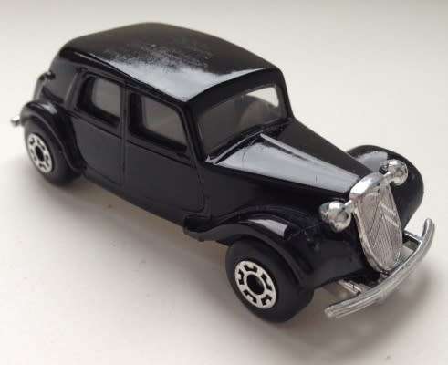 Citroen 15 CV Sedan black pre-owned, unboxed unplayed, no wear, superb condition  MB.1-88A