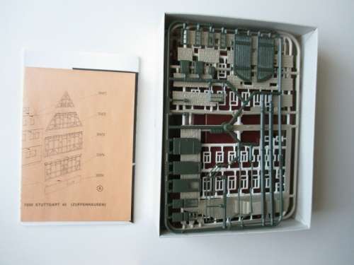 H0 gauge timberframe FARMHOUSE (120x90x145mm h) building kit, H0.1-87.HO 7/Vollmer.3730