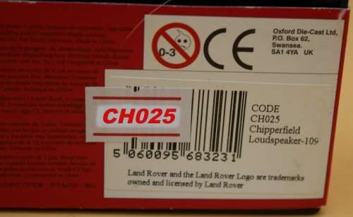 Chipperfields Circus Loudspeaker LandRover Series 1 - 109` 1:76 Oxford mint NEW+boxed MWS. CH025