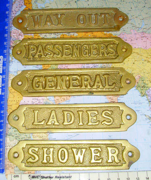 5 brass plaques, direction aids or yacht door denominations