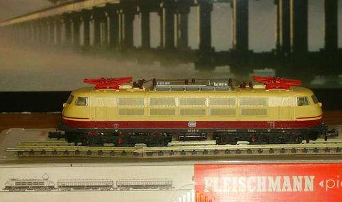 N scale â FLEISCHMANN E 03 Electric Locomotive â DB
