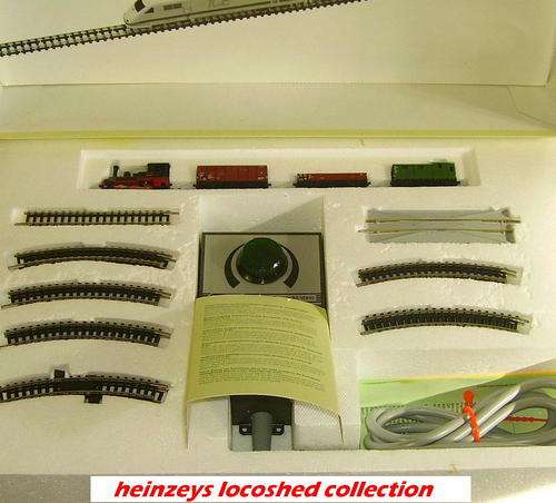 N gauge NEW STARTER SET for the Beginner by Minitrix - tested - 7 day money-back g'tee!