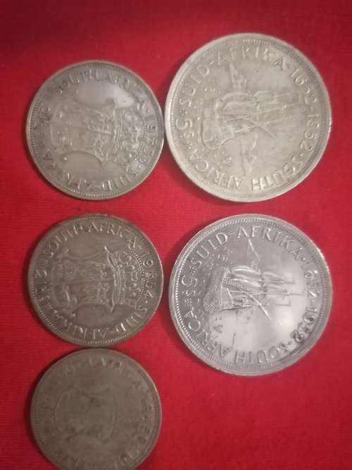 2x1952 5/-Shilling& 3x2.5Shilling(1953,54,58) 98.3gr@50% =49.15gr of silver