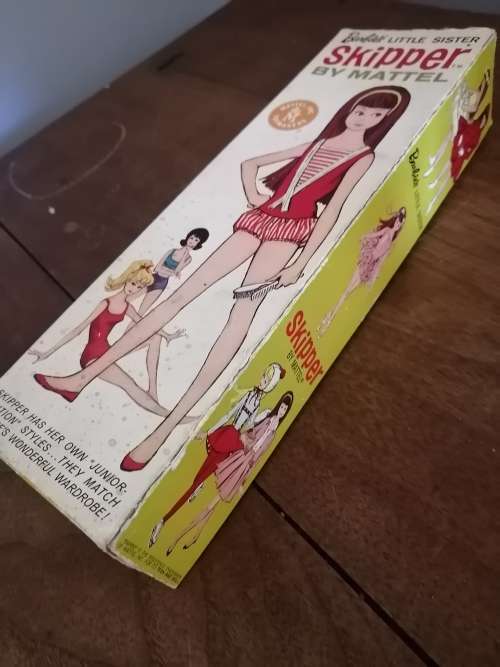 Vintage SKIPPER Doll Mattel #0950 Original yellow dress 1963-64