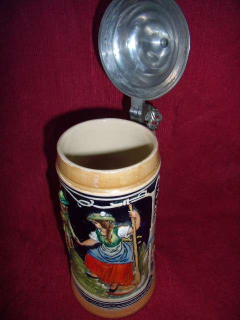 German Decorative Beer Tankard/Mug with Meal Lid