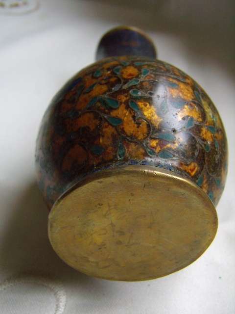 Cloisonne - Enamel Vase - Luster Flecks