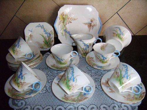 English Porcelain Shelley Art Deco BLUE BELL Pattern TEA SET 21 Pieces RARE Fine Bone China Porcelaine was sold for 1 000.00 on 9 Nov at 22 01 by End of the Rainbow in Durban ID 253559074