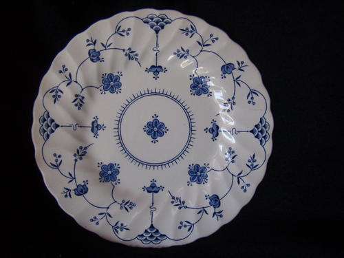 Myott Staffordshire "Finlandia" 17cm SIDE PLATE - No Chips or Cracks, lovely Condition