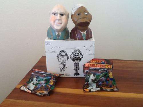 Mandela & De Klerk salt and pepper pots PLUS Hansie Cronje & James Small figurines