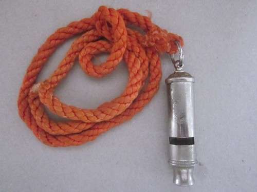 Voortrekker Whistle with rope