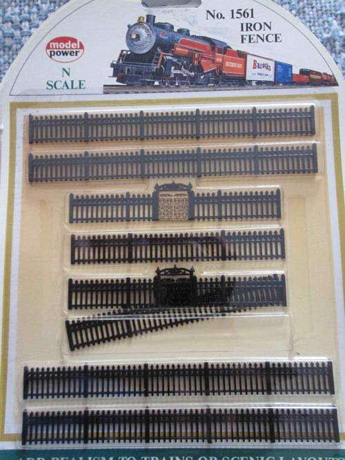 N Scale New Black Fence