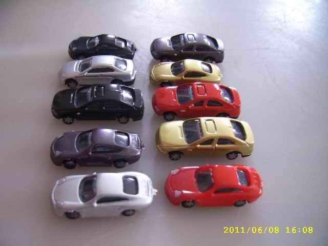 N Scale Cars x 20