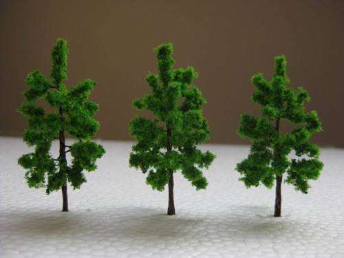 10 N or Ho Scale trees 5cm high