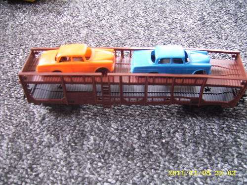 Lima SARS Car Carrier HO Scale