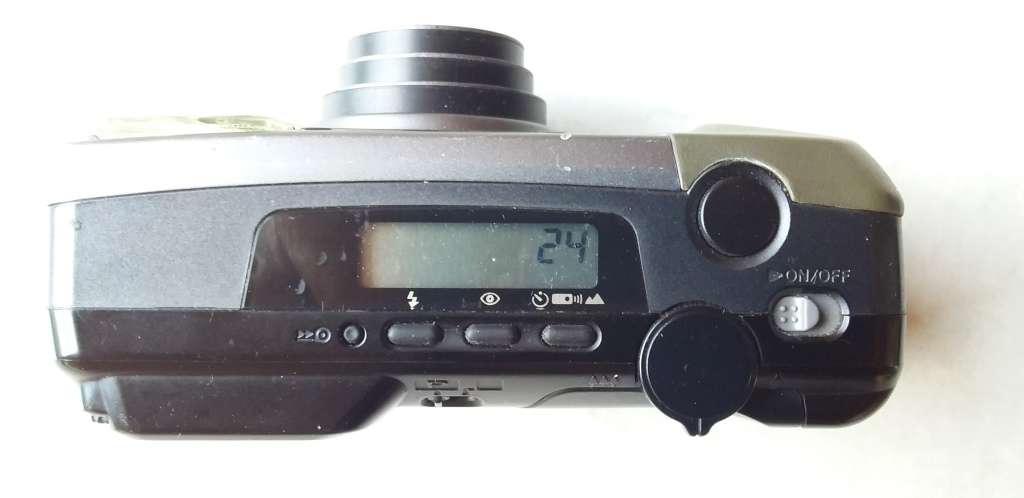 Pentax ESPIO 115M FILM Camera in good working condition.