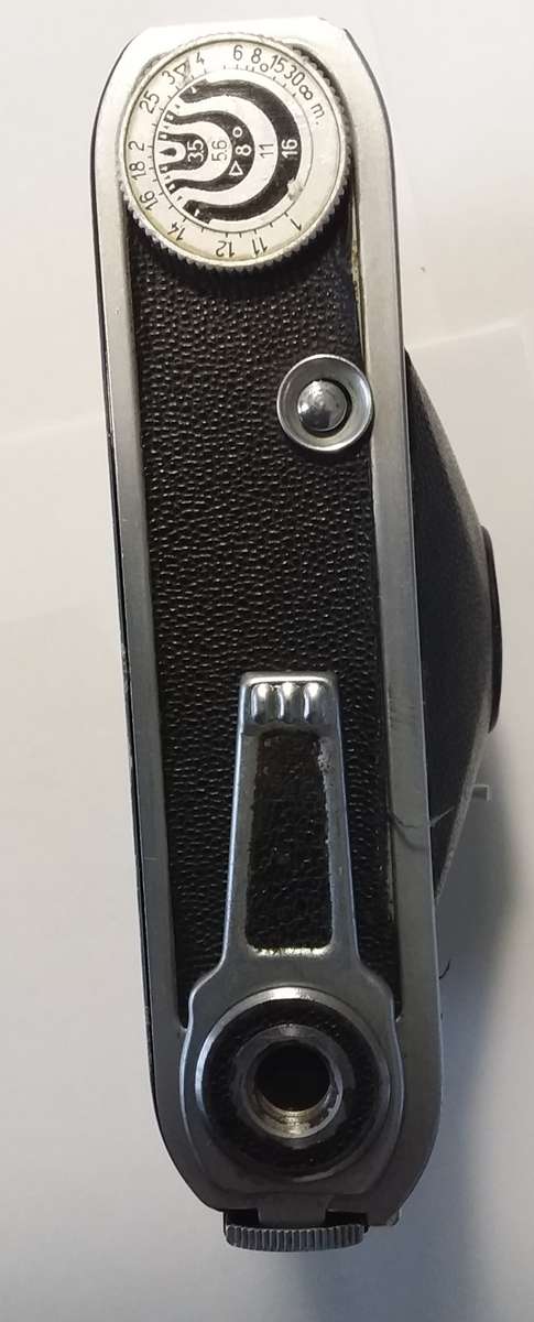 Vintage Voigtlander Bressa 46 folding FILM camera in good condition