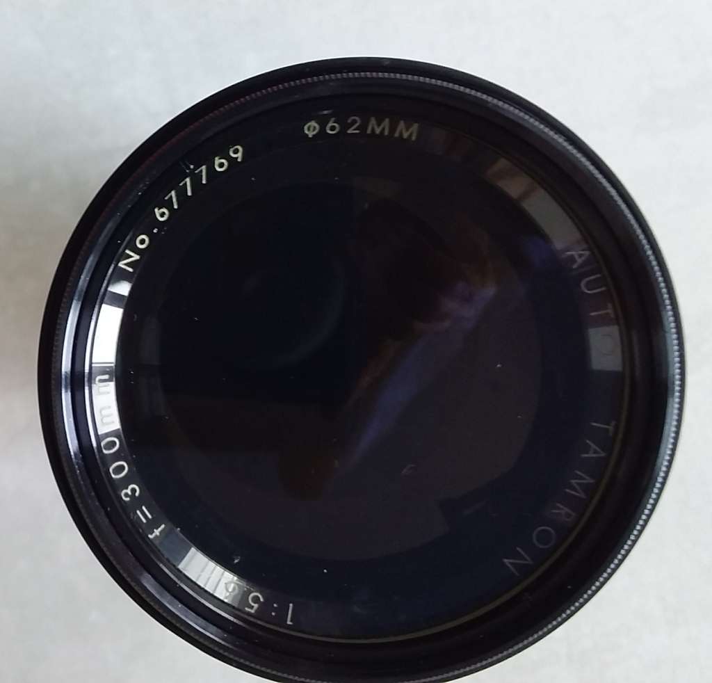 TAMRON F  300mm 62mm Diam LENS in EXCELLENT Condition