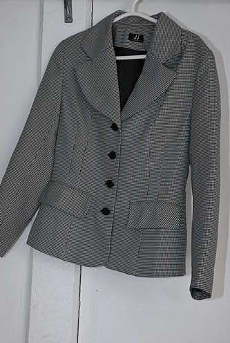 JJ Collectables - Houndstooth Designer Jacket - size 36 - like new!